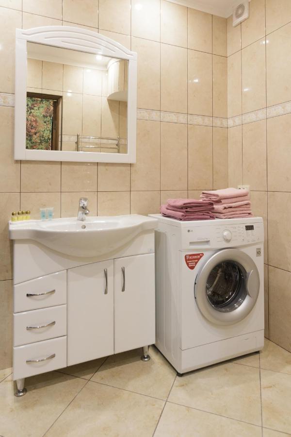 אודסה Deribasovskay Street Apartments מראה חיצוני תמונה