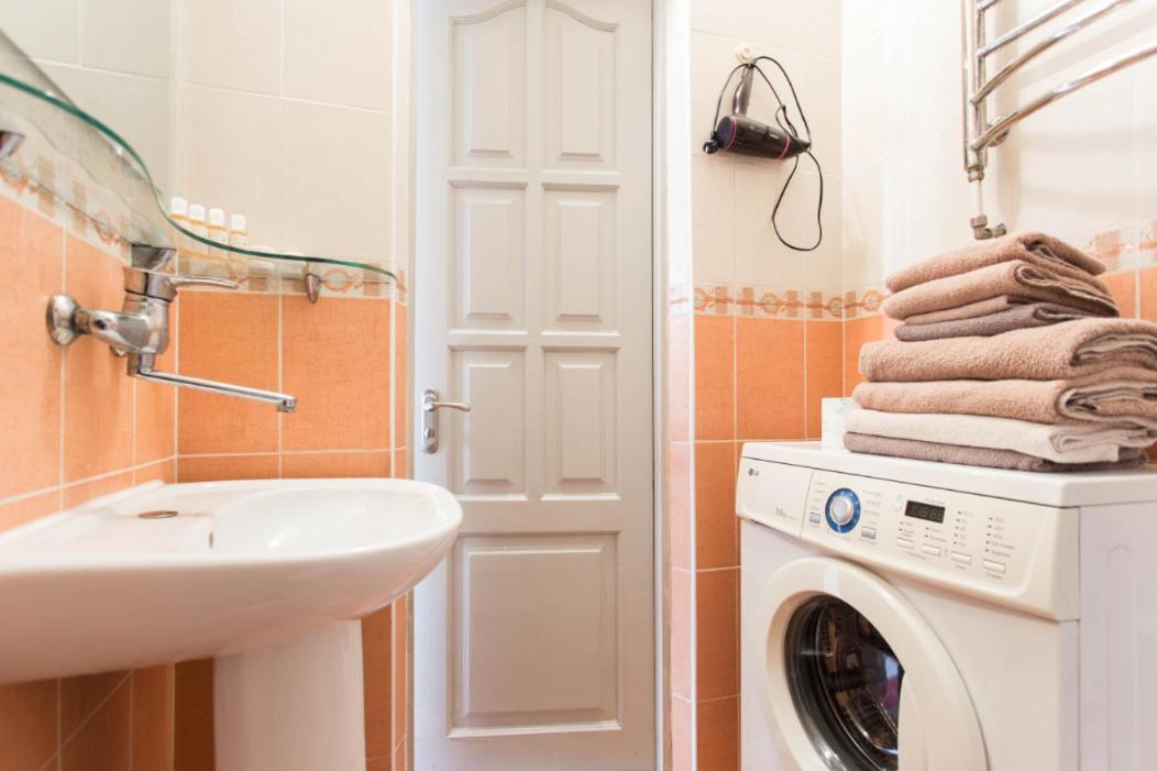 אודסה Deribasovskay Street Apartments מראה חיצוני תמונה